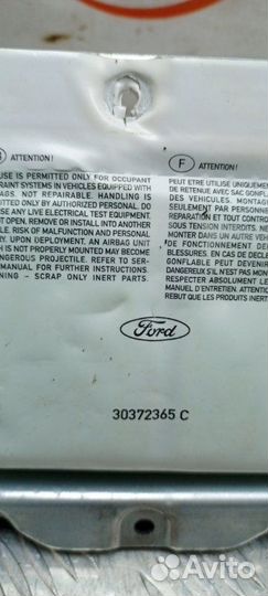 Подушка безопасности пассажира Ford Fusion