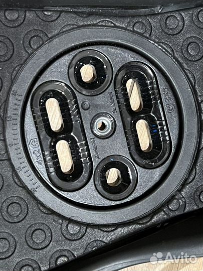 Крепления для сноуборда union Milan M