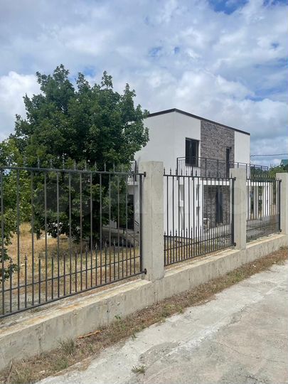 Дом 253,1 м² на участке 7,2 сот.