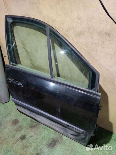Дверь передняя правая Renault Scenic II (2003—2006