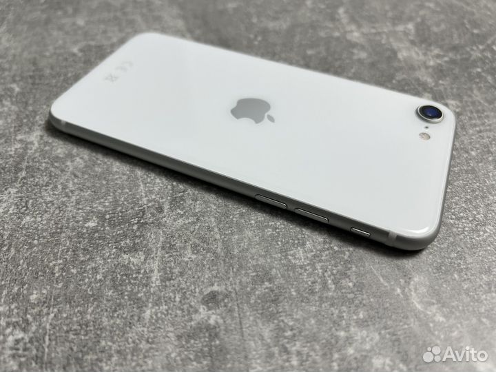 iPhone SE (2020), 64 ГБ