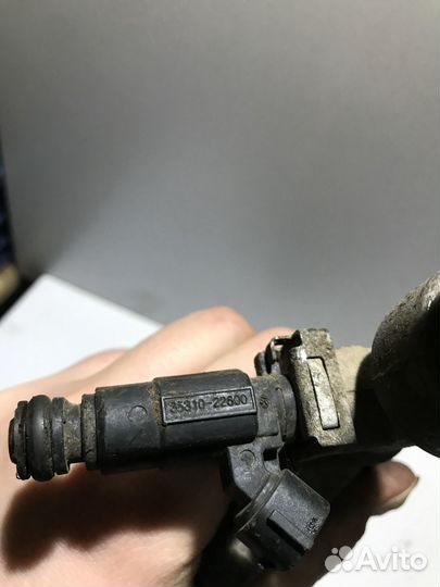 Форсунка топливная Hyundai Elantra XD