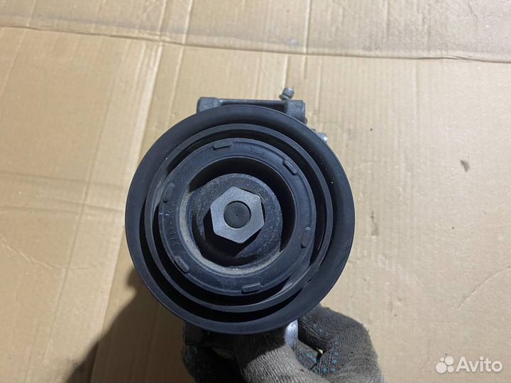 Компрессор кондиционера BMW F20 F30 N13B16A