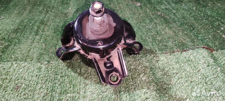 Подушка двигателя Kia Rio