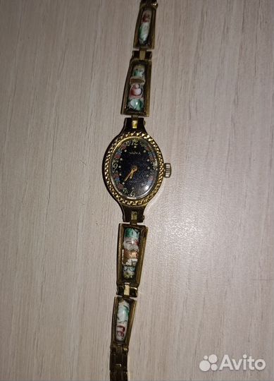 Часы женские 