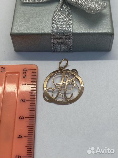 Подвеска золотая*