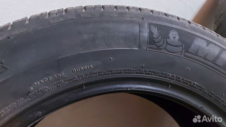 Michelin Agilis 215/60 R16