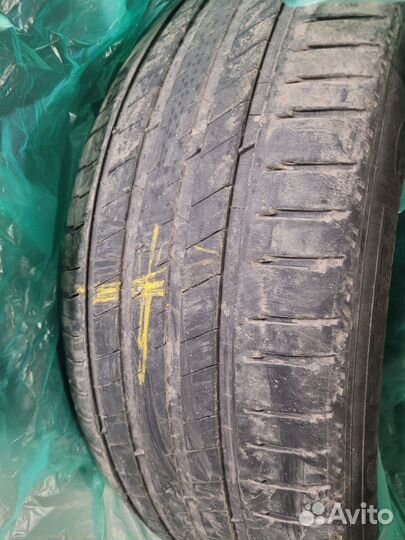 Michelin Pilot Sport 4 235/50 R19