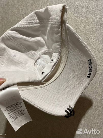 Кепка balenciaga pierced