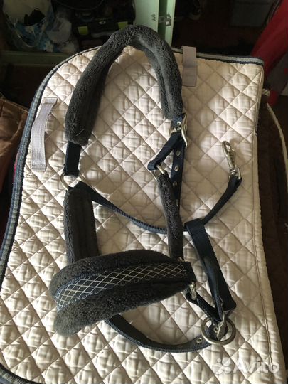 Недоуздок для лошади