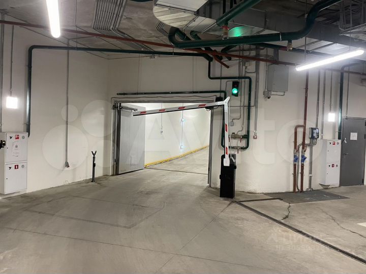 Машиноместо, 13 м²