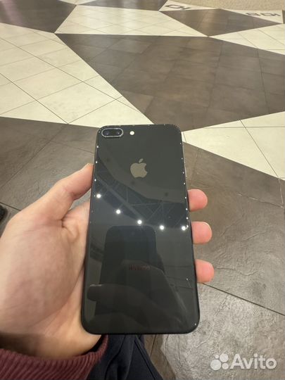 iPhone 8 Plus, 256 ГБ