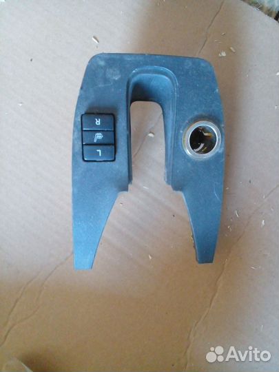 Кнопка подогрева сидений Toyota