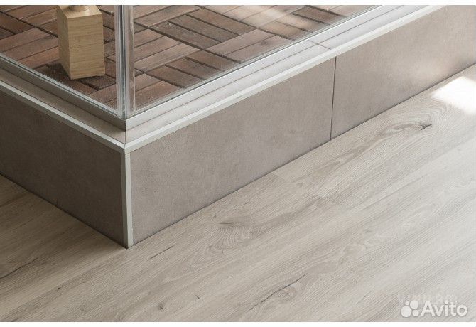 Кварцвиниловая плитка со склада