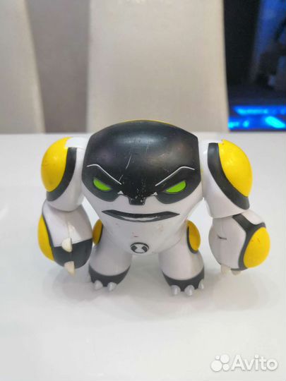 Ben 10 (Бен Тен) фигурки героев