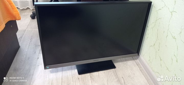 Монитор samsung 32дюйма