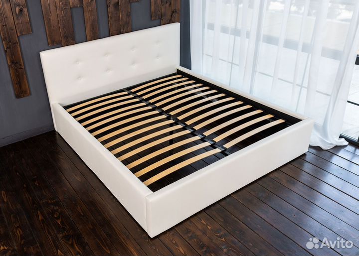 Кровать с подъемным механизмом