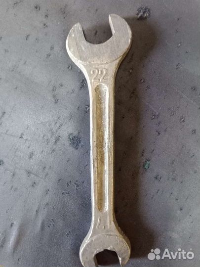 Ключ 24-27 латунный СССР
