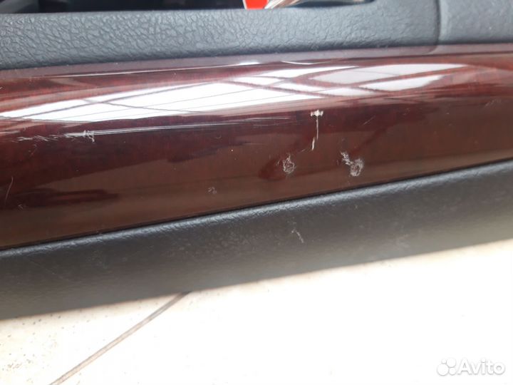 Обшивка(дверная карта) двери задней левой Lexus LX