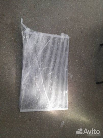 Радиатор интеркулера Jaguar Xf X260