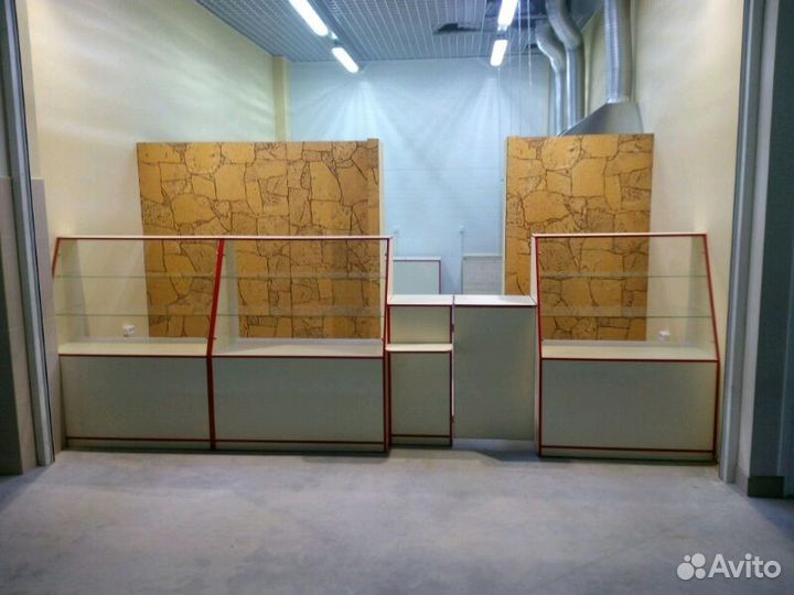 Прилавок витрина остекленный 