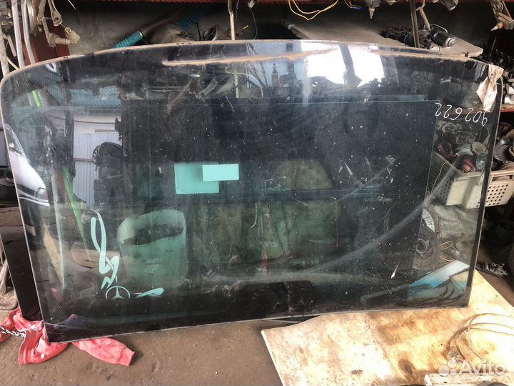Лобовое, боковые стекла на mercedes sprinter