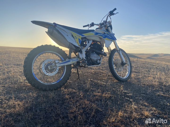 Motoland TT 250
