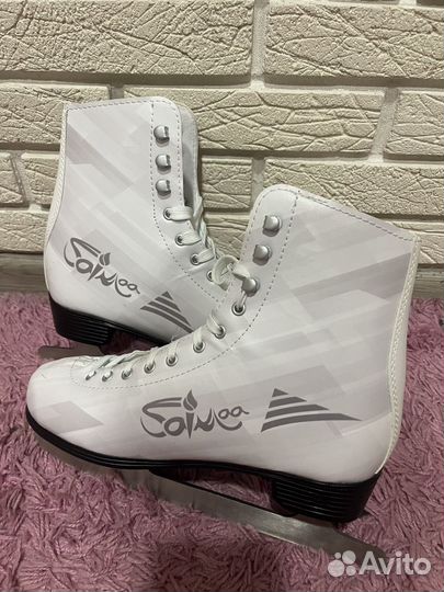 Коньки фигурные 38 размер