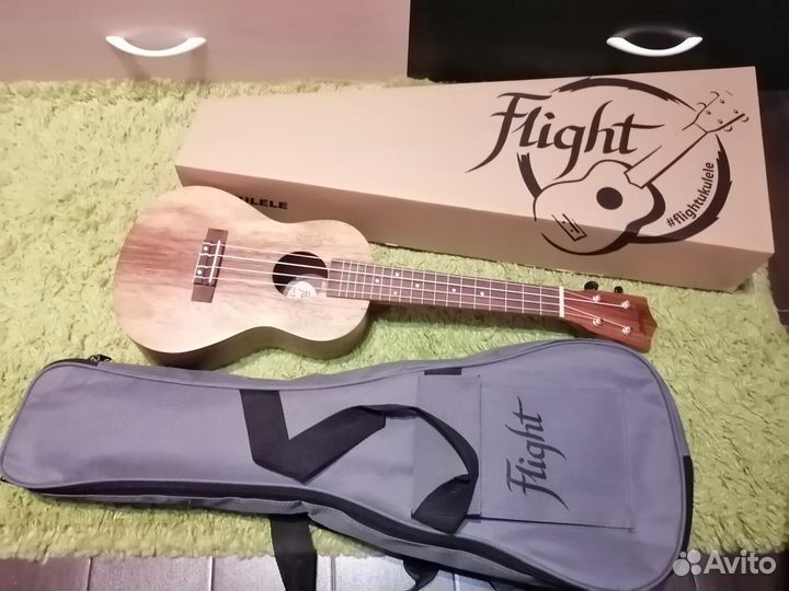 Укулеле flight