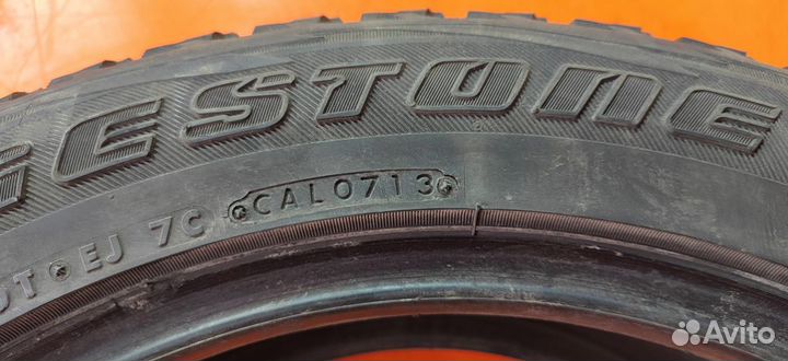 Bridgestone Blizzak DM-V1 235/55 R18 100R