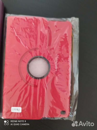 Чехлы на планшет