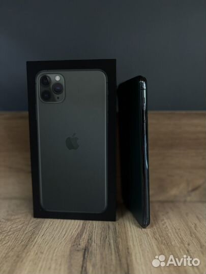 iPhone 11 Pro Max, 64 ГБ