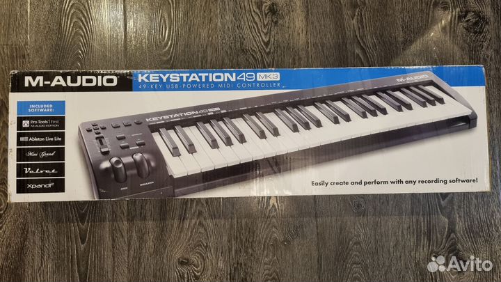 Midi клавиатура M-audio
