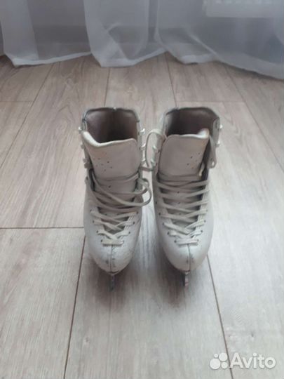 Фигурные коньки Edea Overture