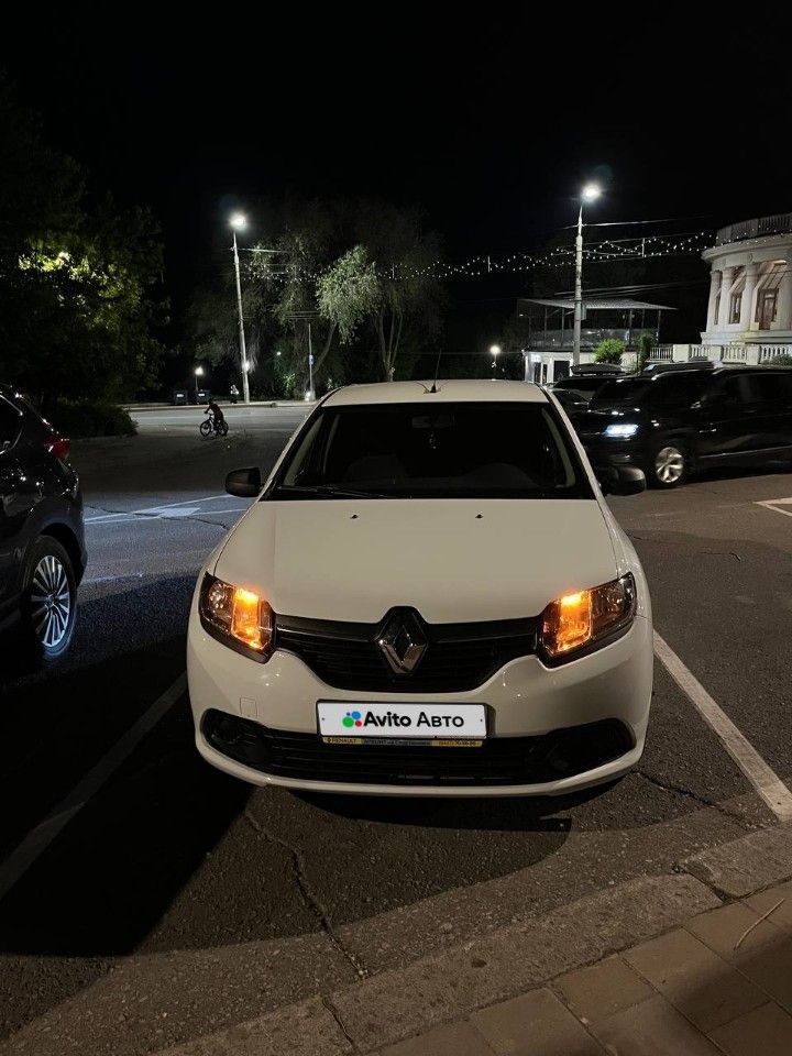 Renault Logan: фото владельца