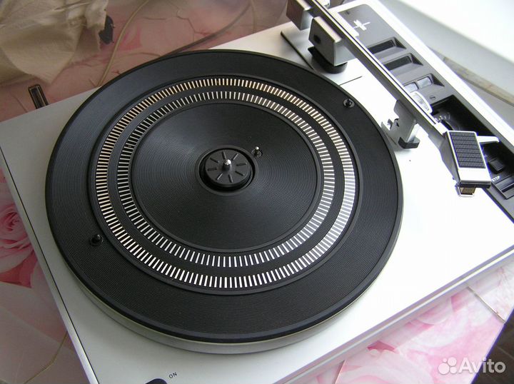 Проигрыватель винила Philips 209 S Electronic