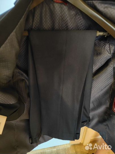 Костюм мужской