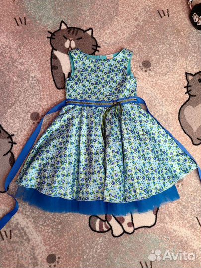 Нарядное платье для девочки 116 р-р