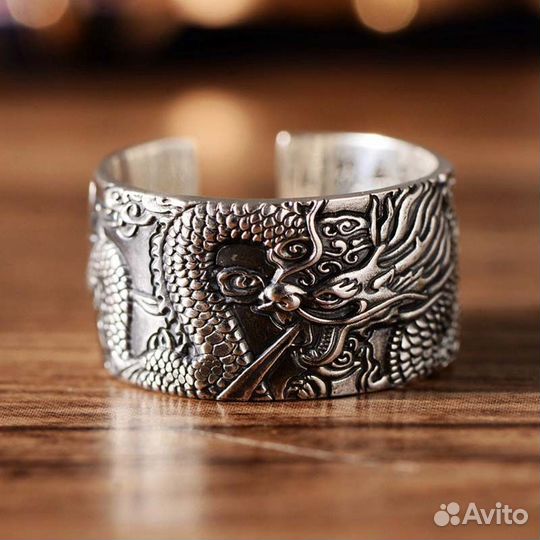 Кольцо с драконом