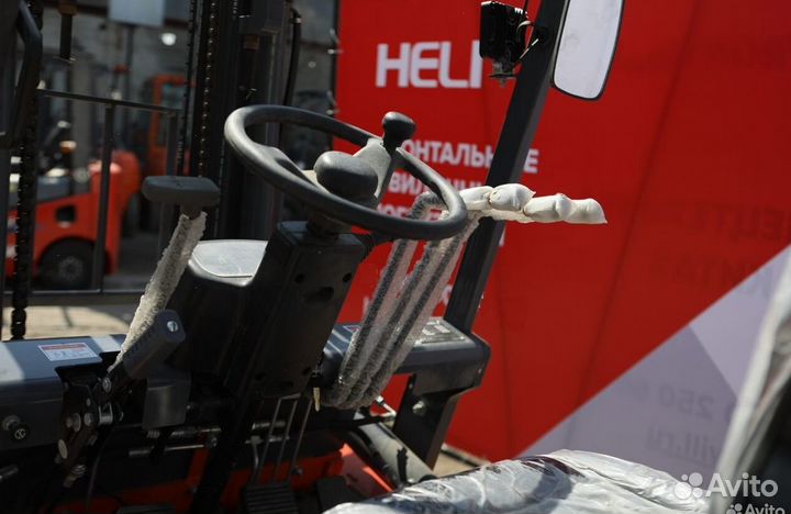 Вилочный погрузчик Heli CPCD30, 2023