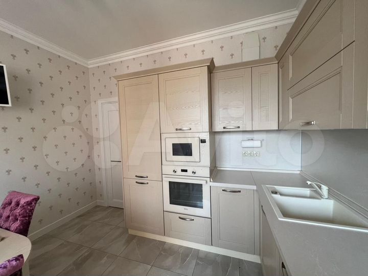 2-к. квартира, 68,4 м², 12/19 эт.