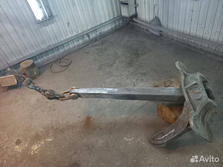 Якорь большой