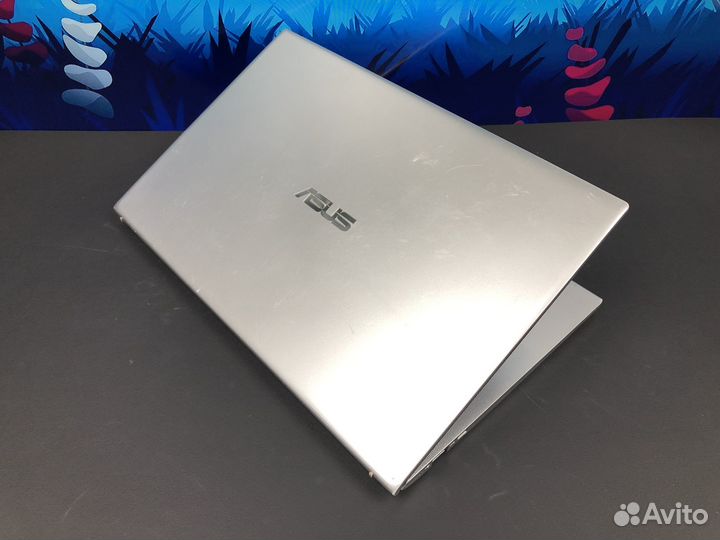 Ноутбук Asus/i3-7/ SSD 256Gb