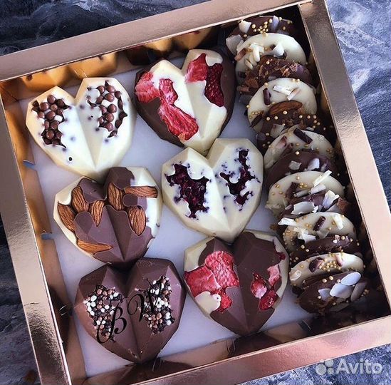 Шоколад ручной работы