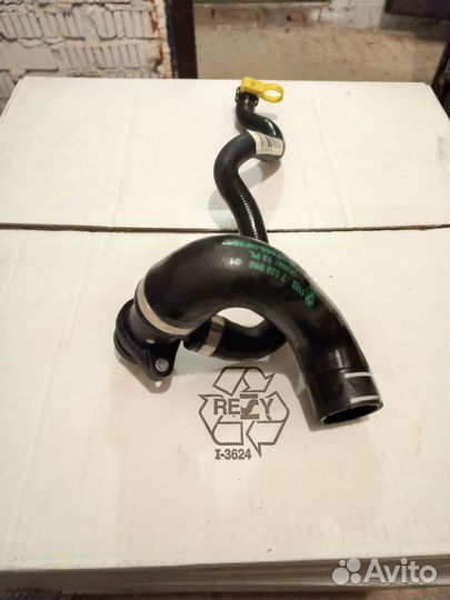 BMW 1/3/4/5/X3/X4 Шланг системы охлаждения