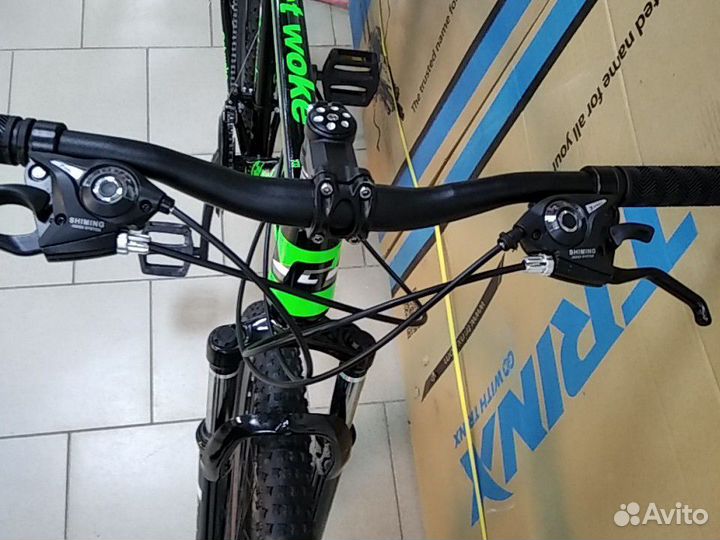 Новый Велосипед 27,5 дюймов 18 рама новый