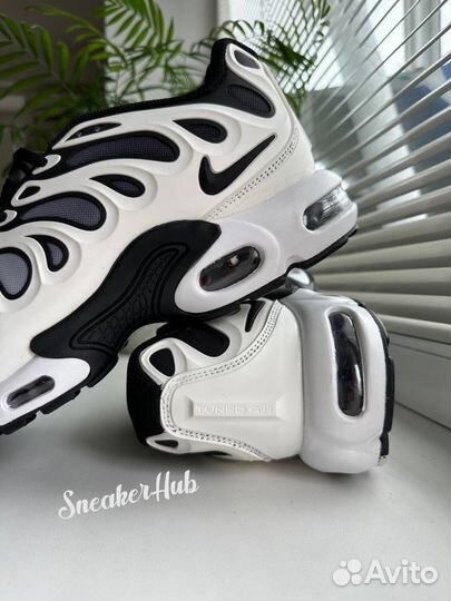 Nike air max plus drift