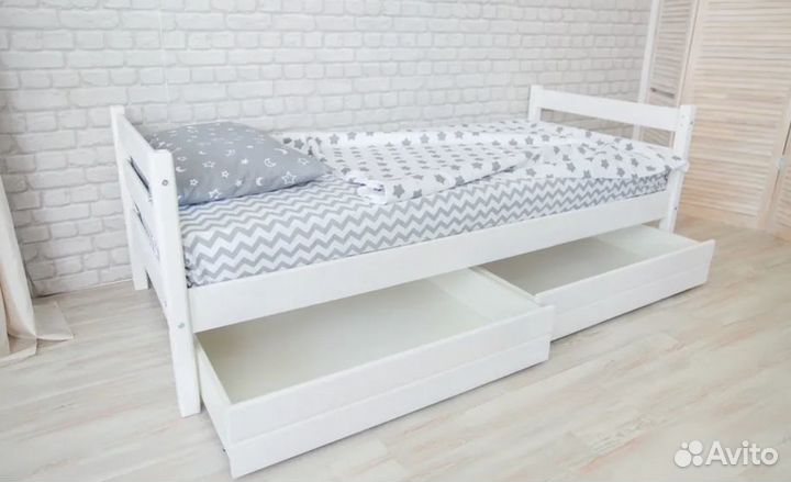 Детская кровать из массива Софа