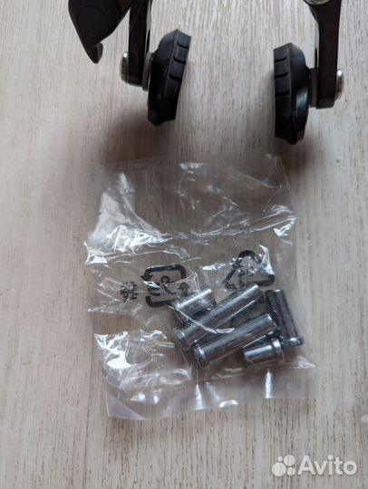 Тормоз передний Shimano