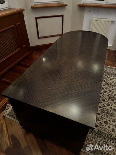 Письменный стол из массива дерева бу